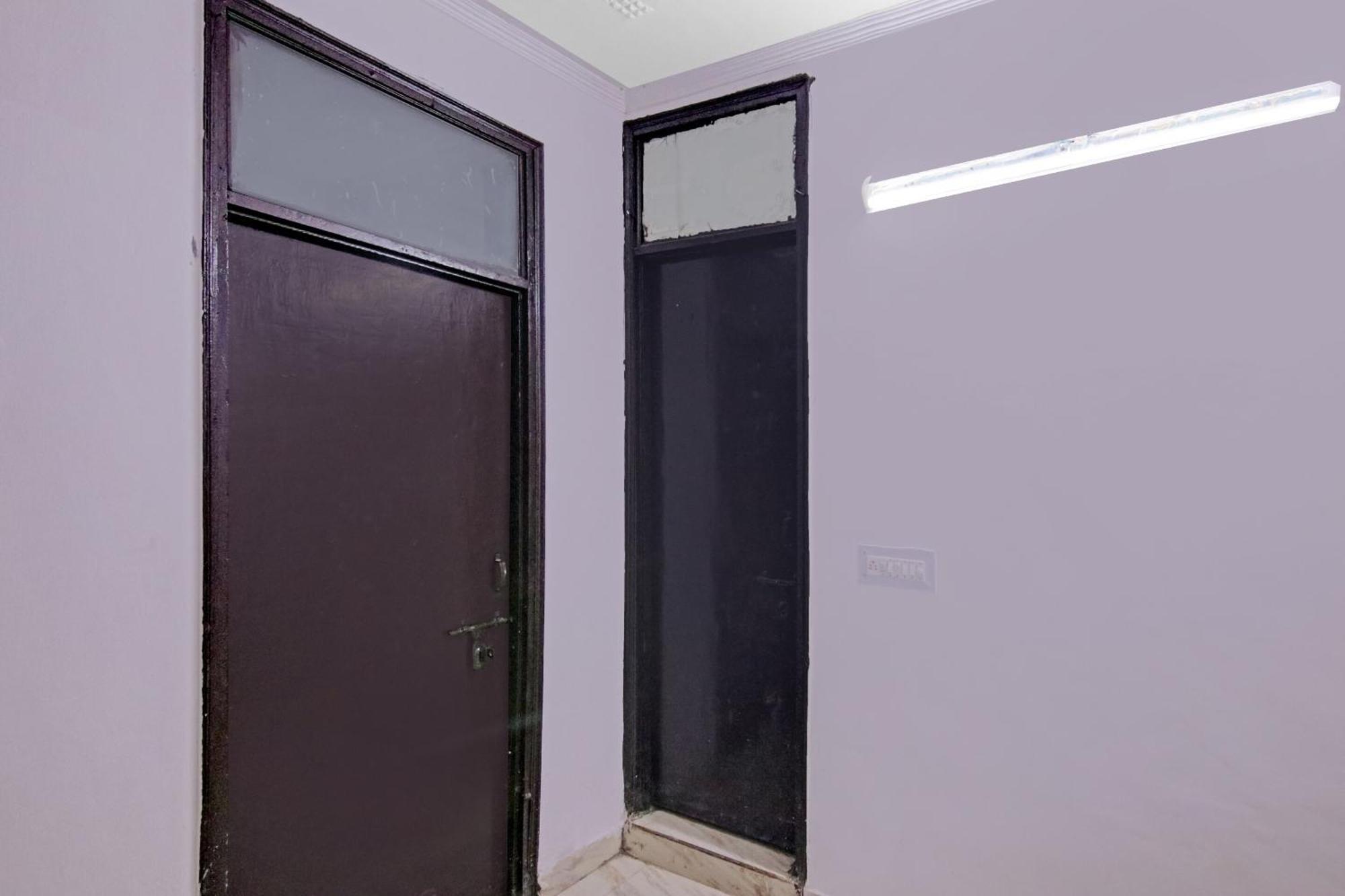 OYO 70014 Hotel Delight Stay New Delhi Buitenkant foto