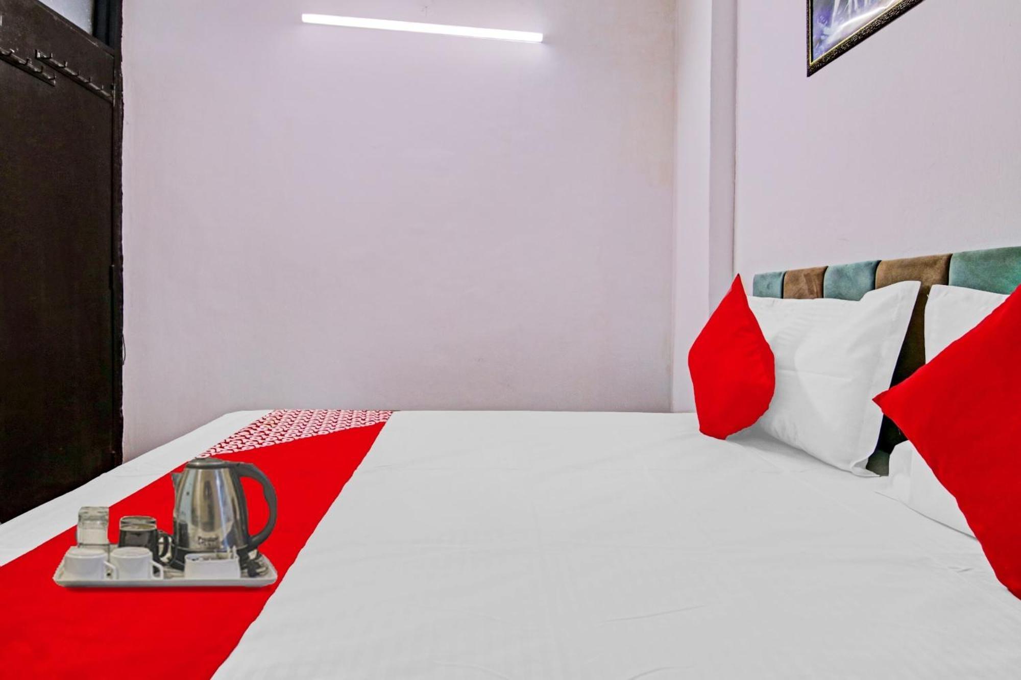 OYO 70014 Hotel Delight Stay New Delhi Buitenkant foto