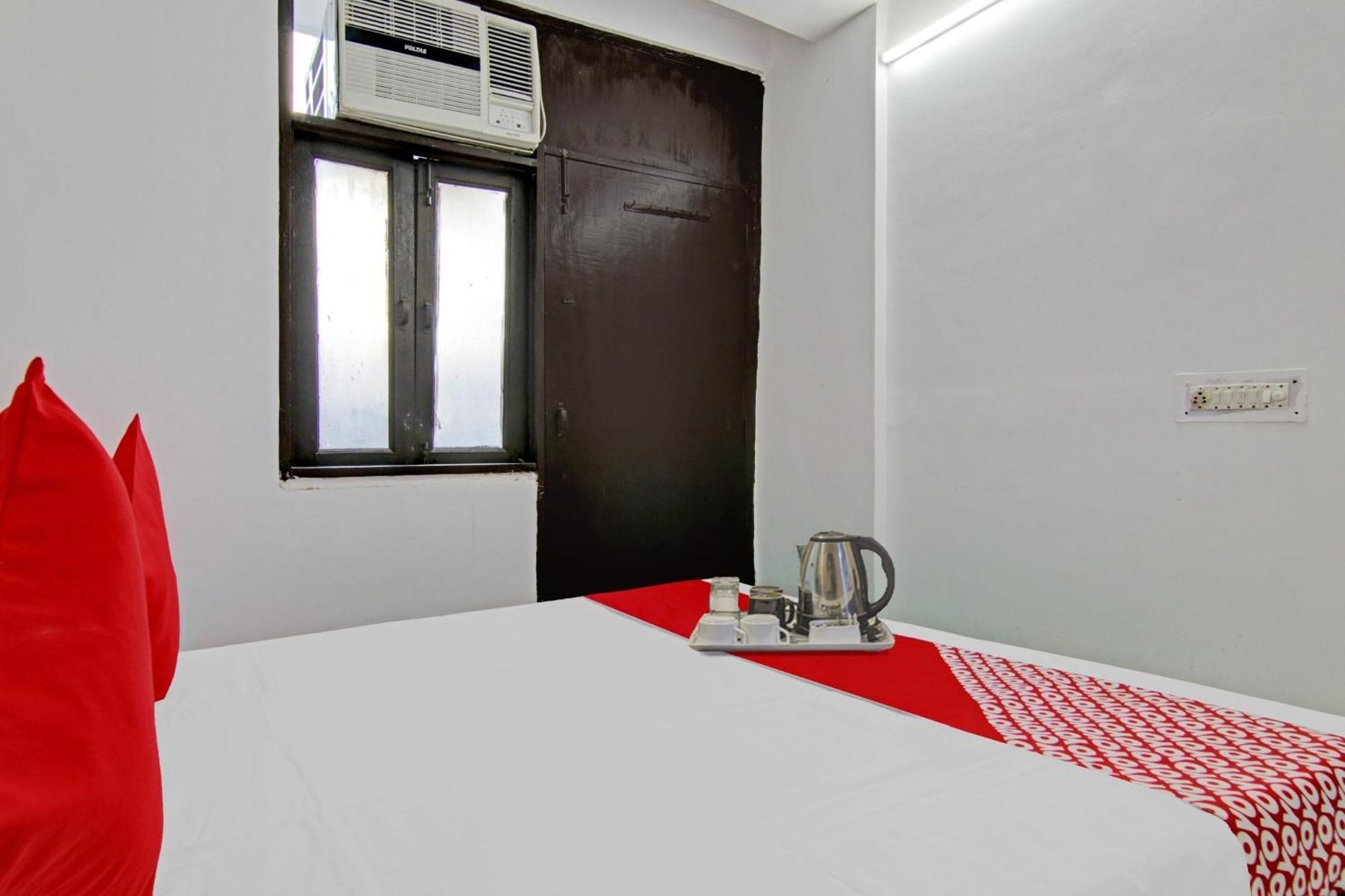 OYO 70014 Hotel Delight Stay New Delhi Buitenkant foto