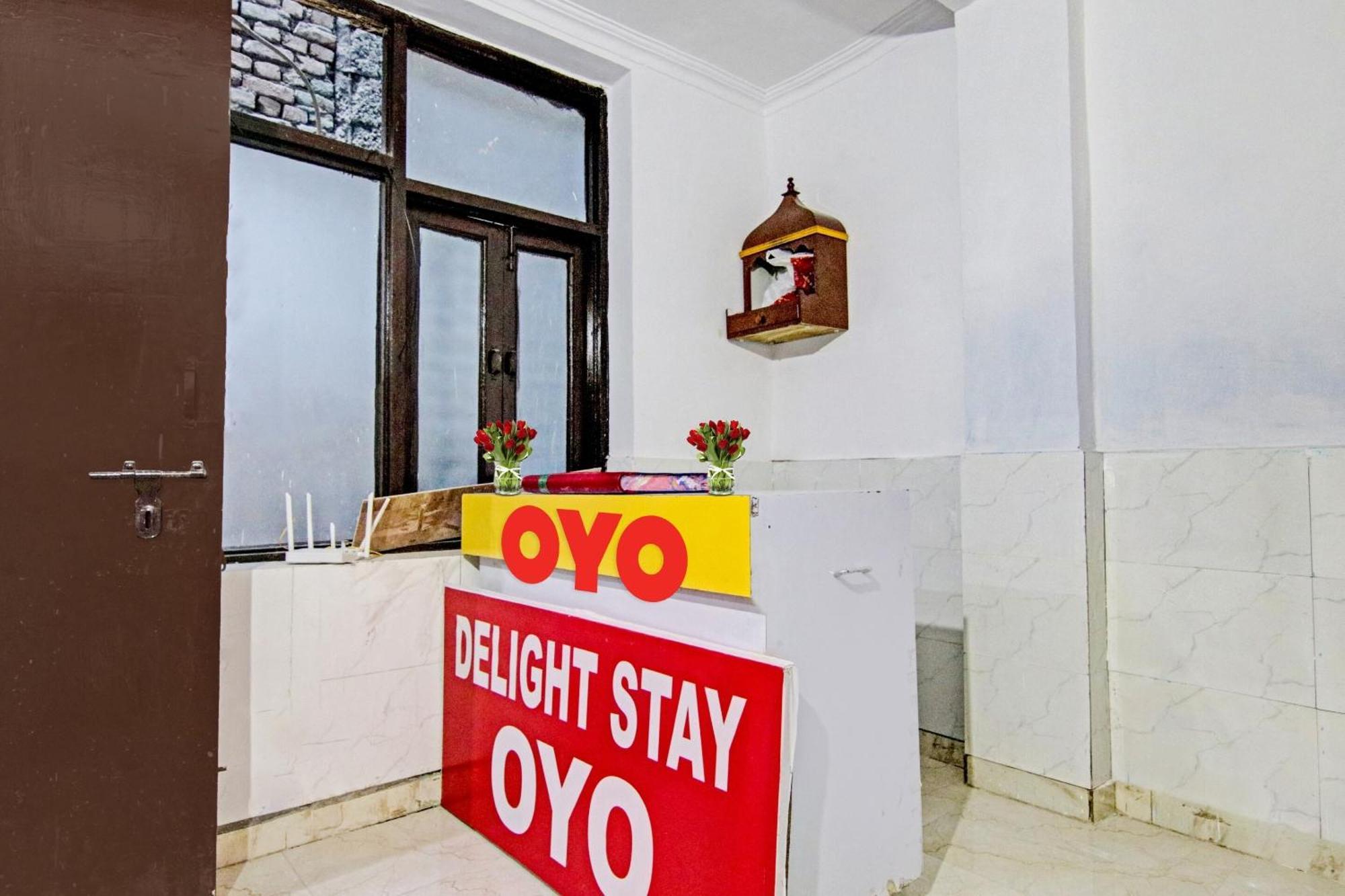OYO 70014 Hotel Delight Stay New Delhi Buitenkant foto