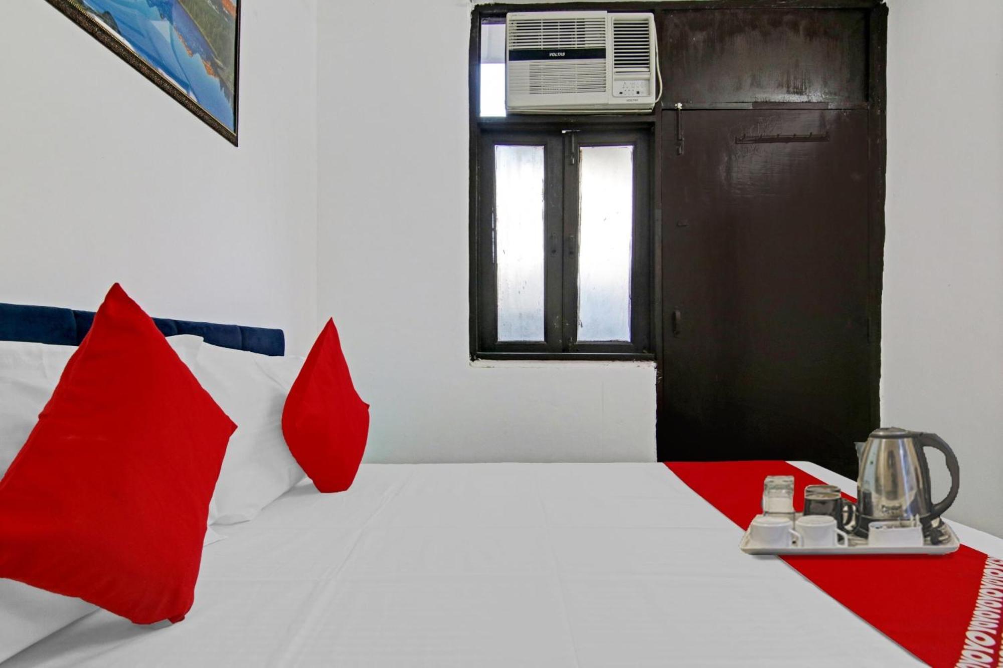 OYO 70014 Hotel Delight Stay New Delhi Buitenkant foto