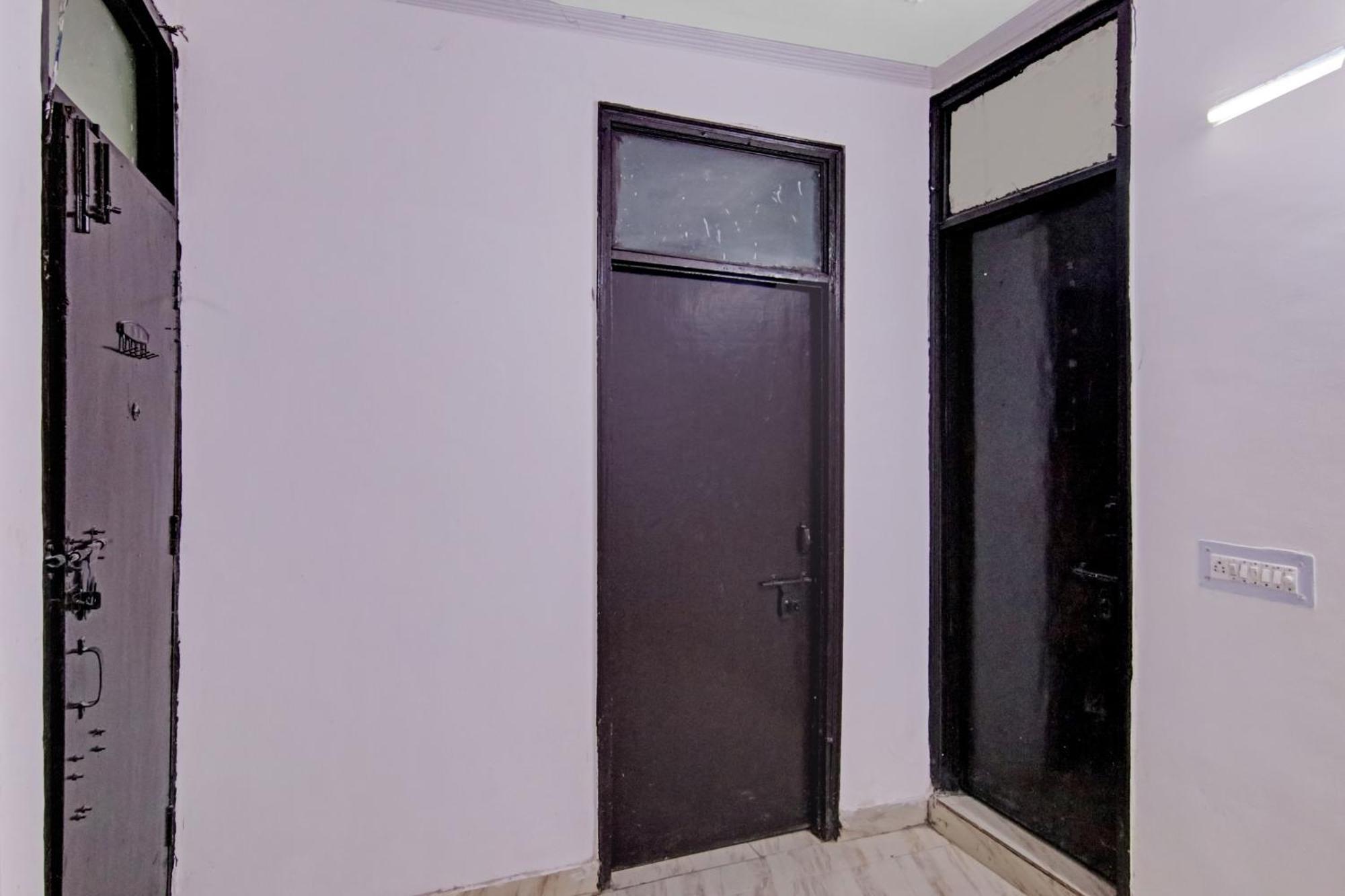 OYO 70014 Hotel Delight Stay New Delhi Buitenkant foto